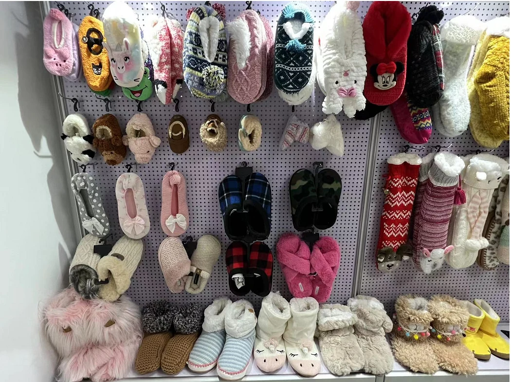 AIGE factory sample room
